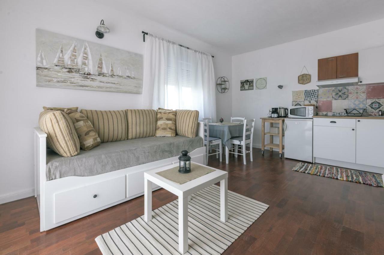 Hedon-Stone Apartment Стариград-Пакленица Екстериор снимка