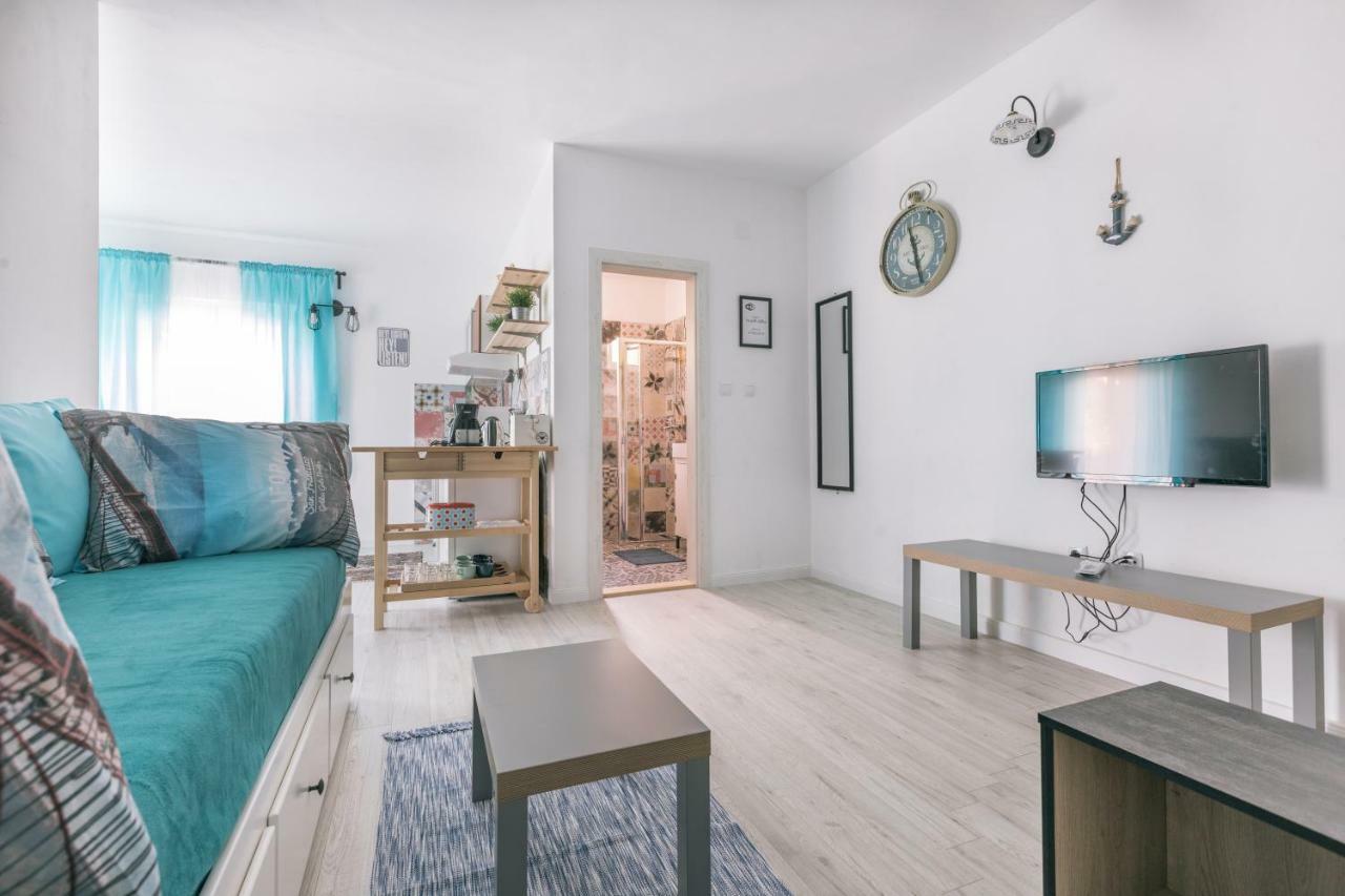 Hedon-Stone Apartment Стариград-Пакленица Екстериор снимка