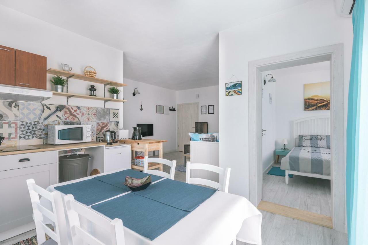 Hedon-Stone Apartment Стариград-Пакленица Екстериор снимка
