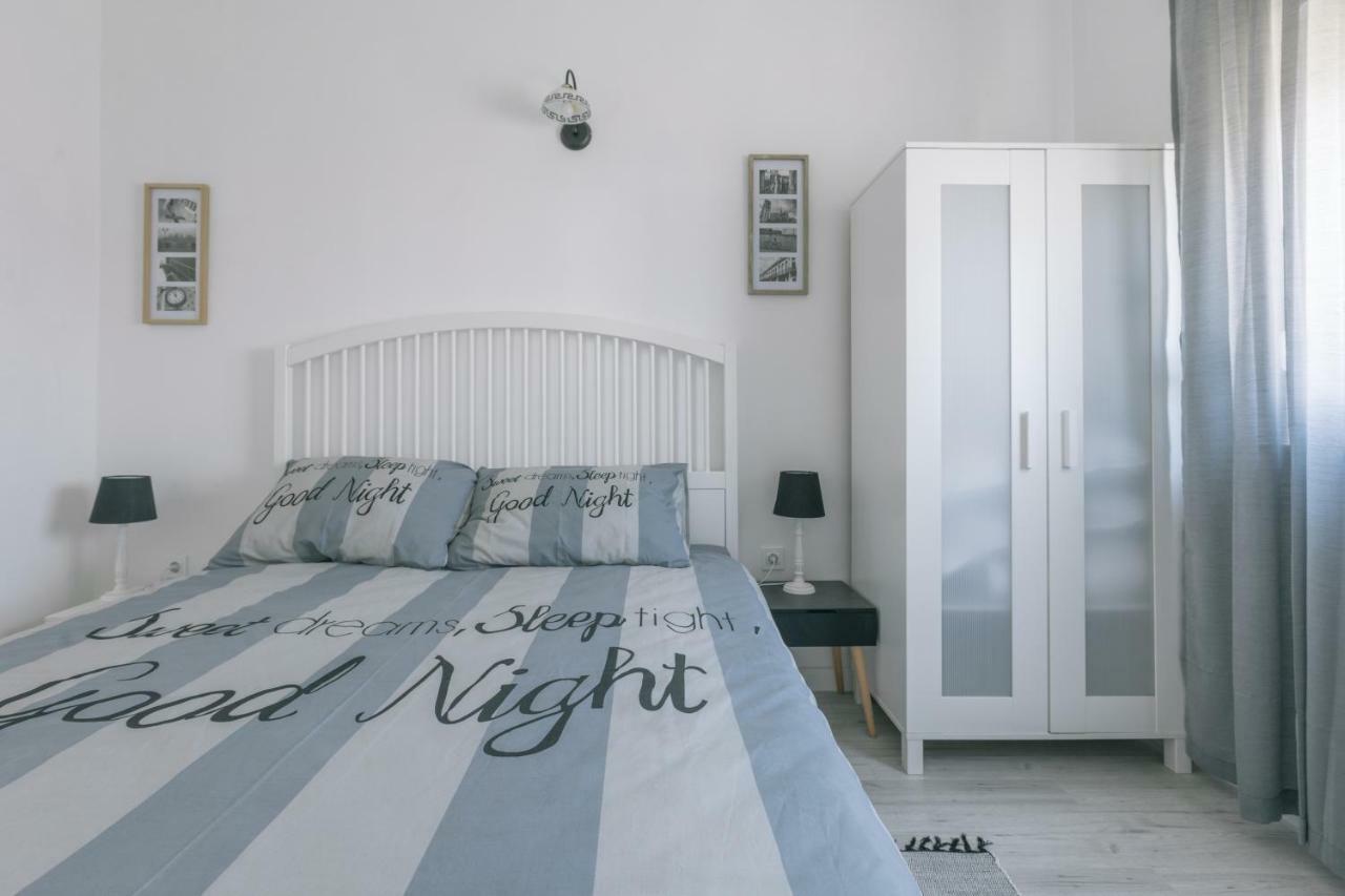 Hedon-Stone Apartment Стариград-Пакленица Екстериор снимка